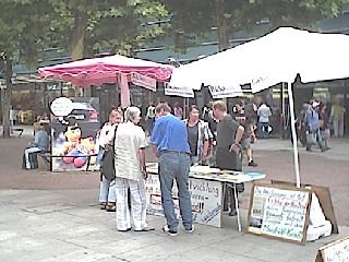 Infostand in Stuttgart/Königstraße