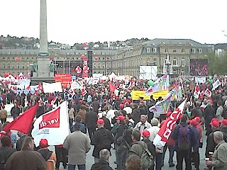 DGB-Kundgebung auf dem Stuttgarter Schlossplatz